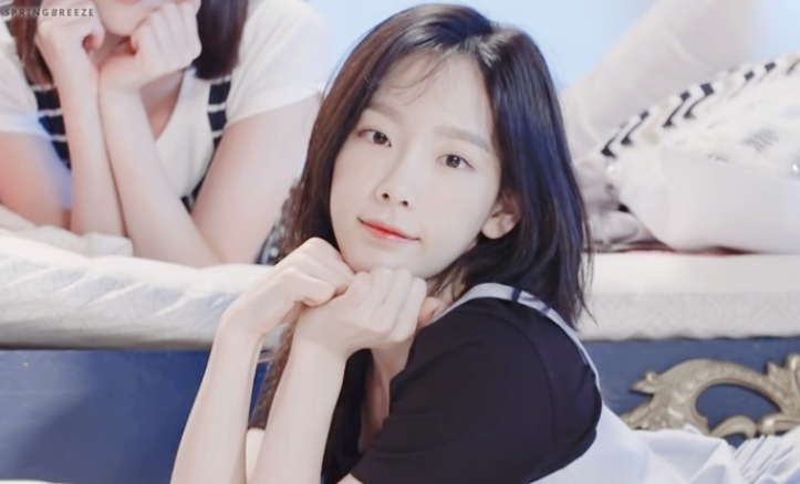 29세 여아이돌의 눕방 수준.GIF | 인스티즈