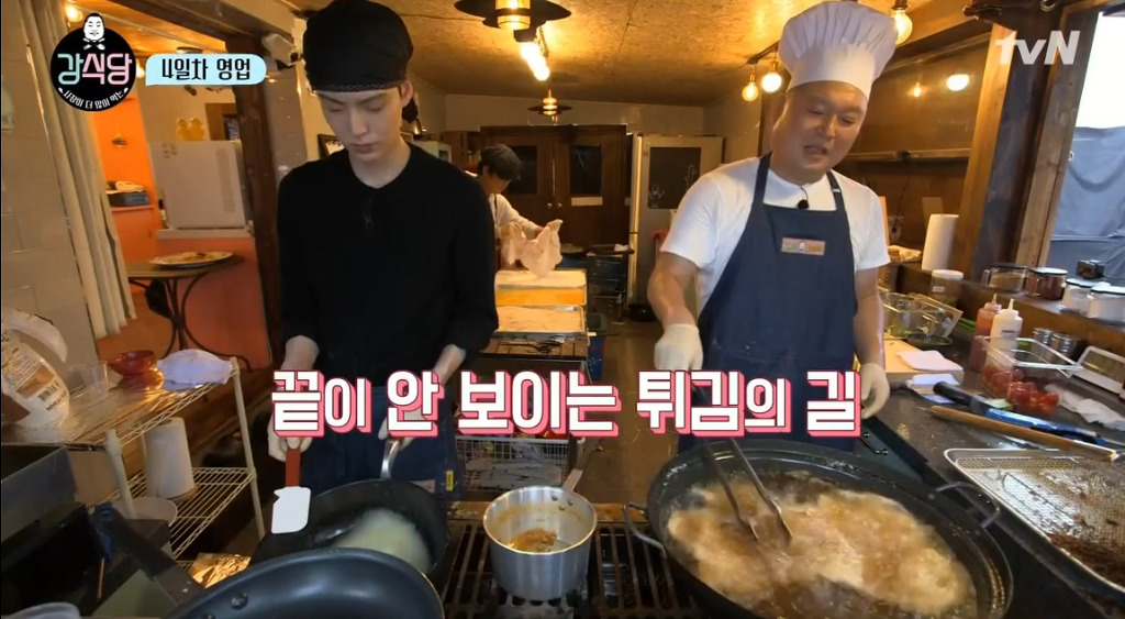 [강식당] 씨름하는 초딩 후배들 보고 신나서 점심값 18만원 내준 강호동.jpg | 인스티즈